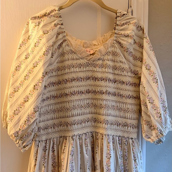 Ivy City Co Cream Dress with Lavender Floral Detail - Picture 4 of 4